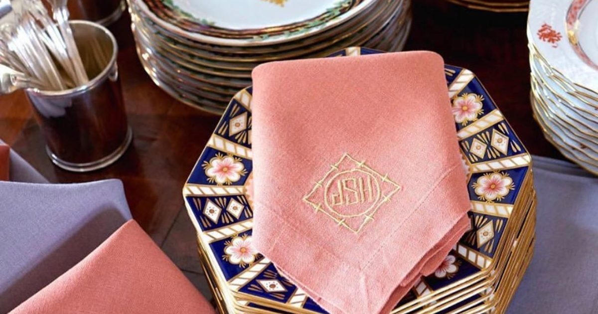 Leontine Linens November 22, 2019