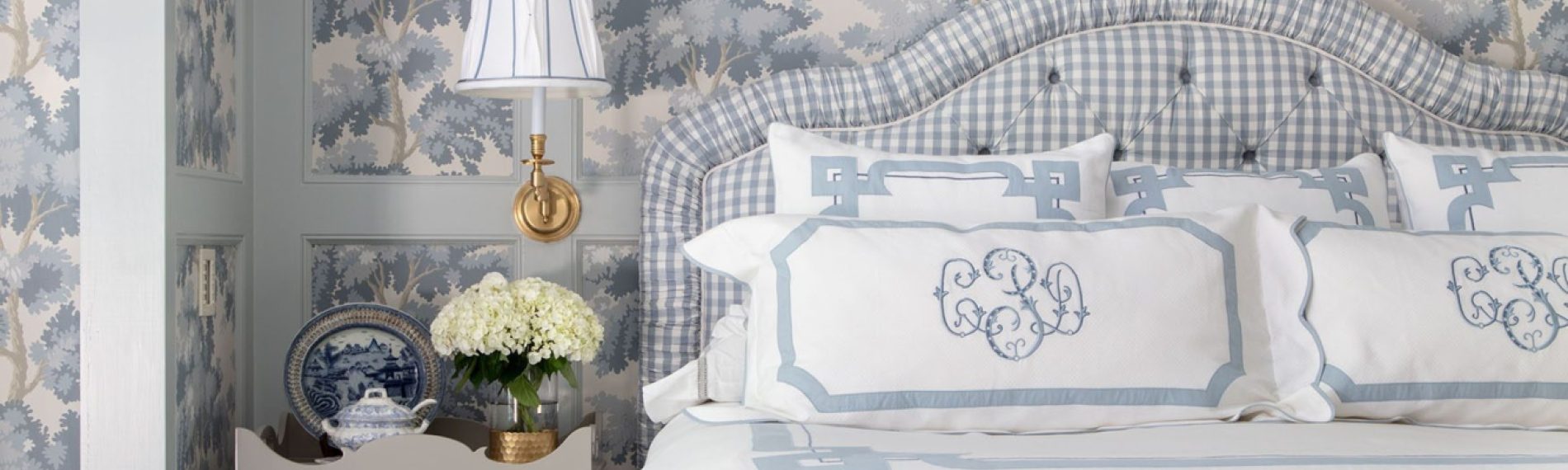Bed Addison Arch Gwen FC BC Nicole Zarr Kerry Kirk